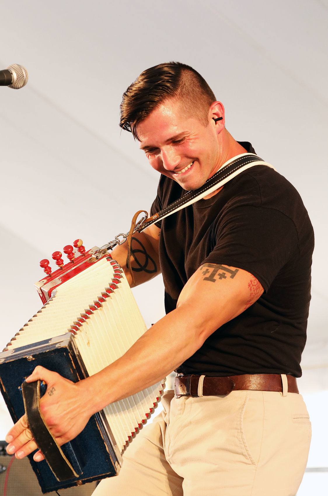 Kyle Huval at folk fest